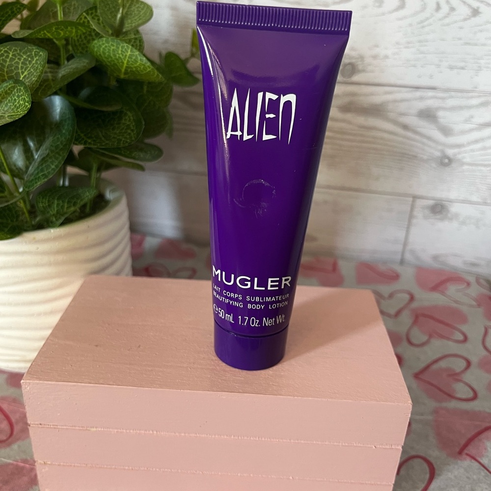 Alien body lotion by Mugler